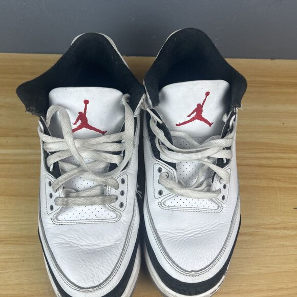 Air Jordan 3 Retro Cement Grey Size 9 Men (CT8532-106) main image 9